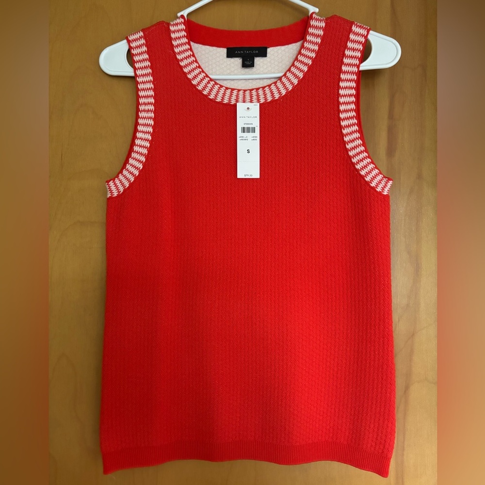 Ann Taylor Women’s Small Orange Sweater Vest with White Border